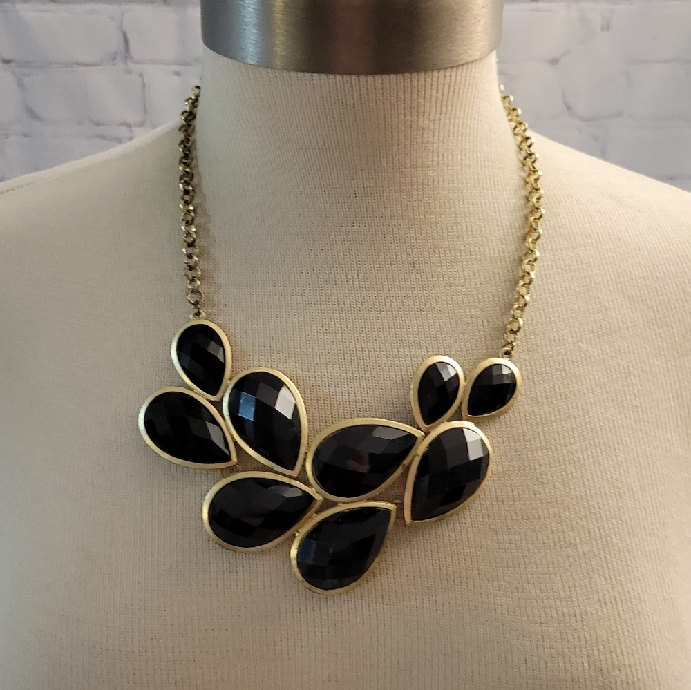 Laila Rowe Statement Necklace